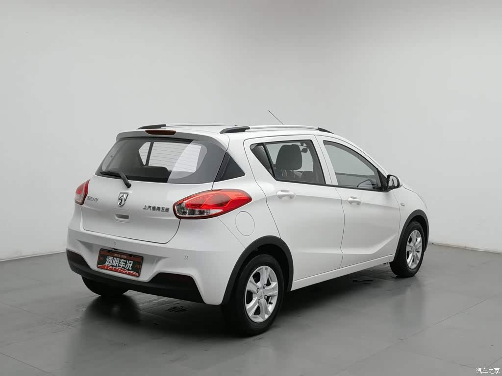 2016 Baojun 310 1.2L Manual Fashion Model, фото 2, лот 11227936