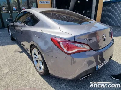 2009 Hyundai Genesis 380 GT-RW, фото 4, лот 10138618
