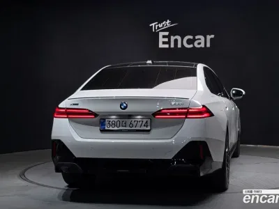 2026 BMW 5-Series 530i xDrive M Sport Pro Special Edition, фото 3, лот 10193360
