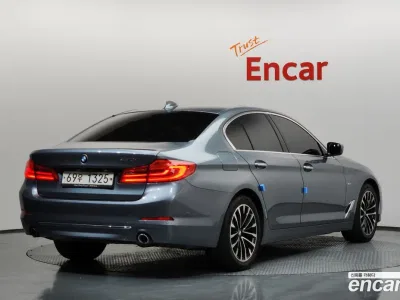 2018 BMW 5-Series 530i Luxury Plus, фото 2, лот 10052200