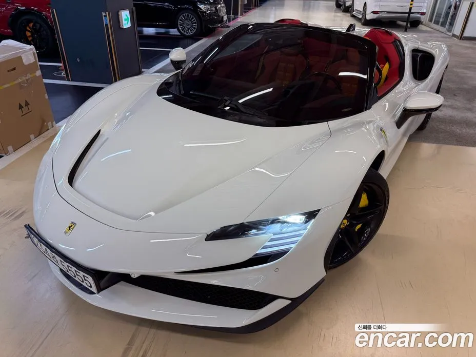 2023 Ferrari SF90 4.0, фото 1, лот 10221556