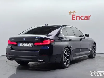 2021 BMW 5-Series 530i xDrive M Sport Package, фото 2, лот 10221338