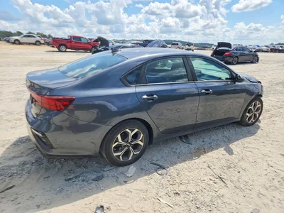 2019 KIA FORTE LXS, фото 3, лот 10670719