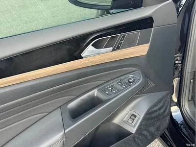 2019 Volkswagen Passat 330TSI Luxury Edition China VI, фото 4, лот 10443588