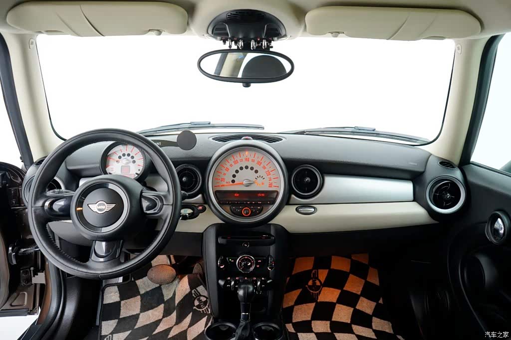 2011 MINI CLUBMAN 1.6L ONE, фото 2, лот 10766783