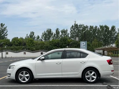 2015 Škoda Octavia 1.6L Automatic逸杰版, фото 4, лот 10349377