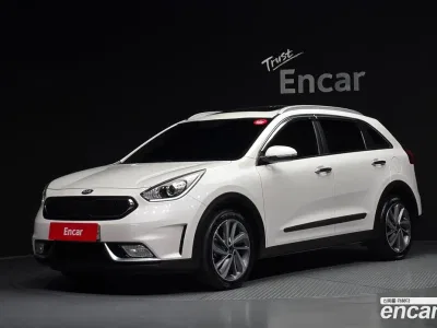 2017 Kia Niro Prestige, фото 1, лот 10183594