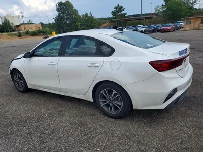 2024 KIA FORTE LXS, фото 2, лот 10675743