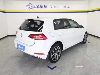 2020 Volkswagen Golf 200TSI DSG Comfort Progressive Edition, фото 3, лот 10440175
