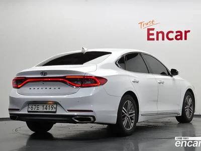 2017 Hyundai Grandeur 2.4 Premium, фото 2, лот 10225542