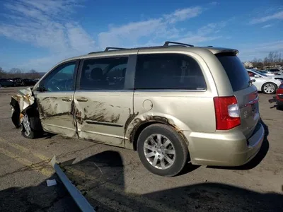 2011 CHRYSLER TOWN & COUNTRY TOURING L, фото 2, лот 10869330