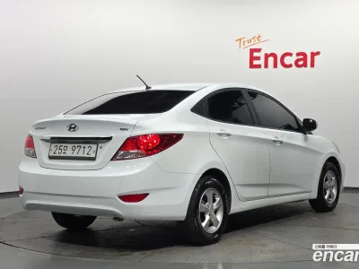 2012 Hyundai Accent 1.6 GDI Premier, фото 2, лот 10122368