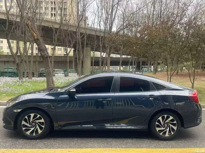 2016 Honda Civic 220TURBO CVT Luxury Edition, фото 3, лот 10424632
