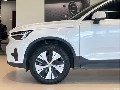 2024 Volvo XC40 B3 Smart Elite Luxury Edition, фото 4, лот 10384243