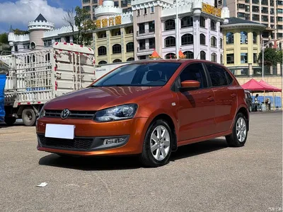 2013 Volkswagen Polo 1.6L Automatic Comfort Edition, фото 3, лот 10481783