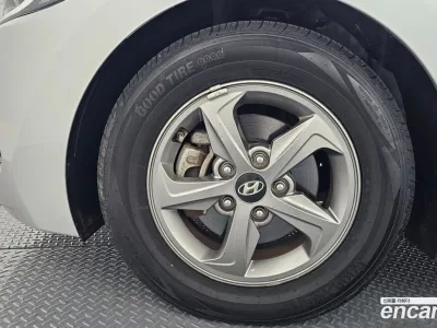 2016 Hyundai AVANTE 1.6 GDI Smart, фото 4, лот 10075368