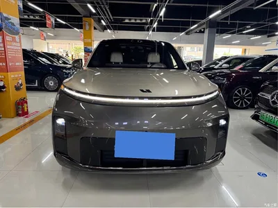 2026 Li Auto Li Xiang L9 Base Model, фото 2, лот 11181003