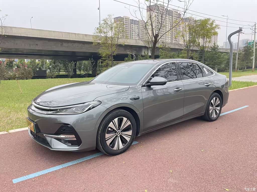2025 Geely Galaxy Galaxy A7 EM-i 150km Long Voyage Edition, фото 3, лот 10888310
