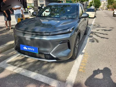 2025 Geely Galaxy Galaxy Starship 7 EM-i Model 120km Explorer+ Edition, фото 2, лот 11202483