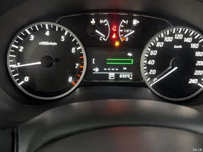 2022 Nissan Sylphy Classic 1.6XE CVT Comfort Edition, фото 4, лот 11583157