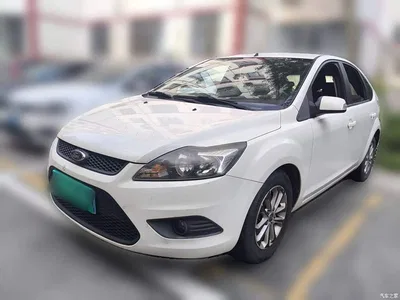 2013 Ford Focus Hatchback Classic 1.8L Manual Base, фото 2, лот 11518215