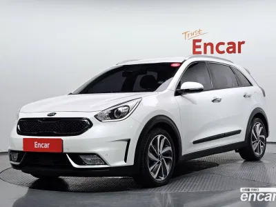 2017 Kia Niro Noblesse, фото 1, лот 10229066