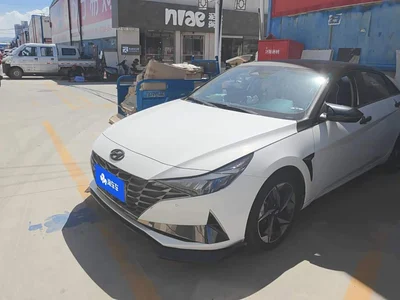 2022 Hyundai Elantra 1.5L CVT LUX Premium Edition, фото 1, лот 10372251
