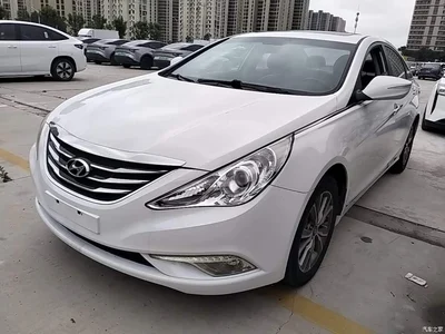 2015 Hyundai Sonata Classic 2.0L Automatic Luxury Edition, фото 1, лот 10375644