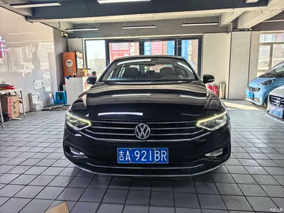 2021 Volkswagen Magotan 330TSI DSG 30th Anniversary Edition, фото 2, лот 10436129