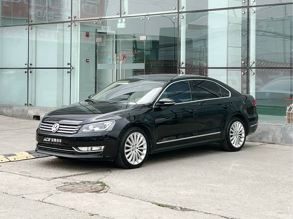 2011 Volkswagen Passat 2.0TSI DSG Ultimate, фото 1, лот 11227921