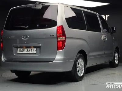 2012 Hyundai Starex 3-Seater VAN, фото 2, лот 10200245