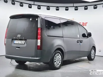 2025 Hyundai Staria Tourer 9-Seater, фото 1, лот 10055932