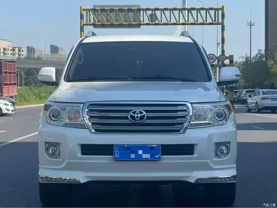 2013 Toyota Land Cruiser (Import), фото 2, лот 10476398
