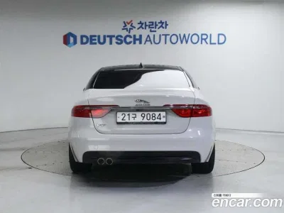 2017 Jaguar XF 20d Prestige, фото 4, лот 10117999