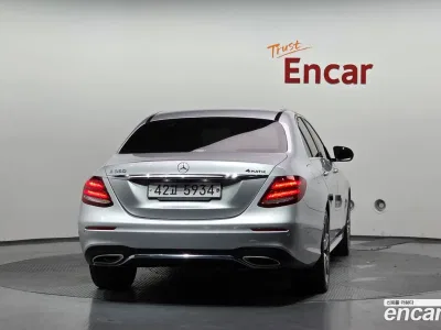 2019 Mercedes-Benz E-Class E300 AMG Line, фото 4, лот 10520399