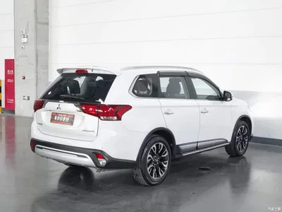 2019 Mitsubishi Outlander 2.4L 4WD Deluxe Edition 7-seater China V, фото 2, лот 10768893