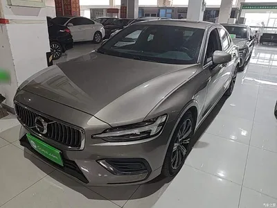 2021 Volvo S60 T4 Smart Vision Luxury, фото 1, лот 11095885