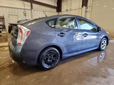 2015 TOYOTA PRIUS TWO, фото 3, лот 10558955