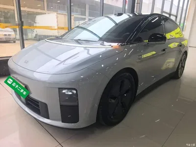 2025 Li Auto i6 2WD Base Model, фото 2, лот 10898620