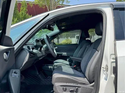 2025 Volkswagen ID.3 Smart Pure Intelligent Edition, фото 4, лот 11240875