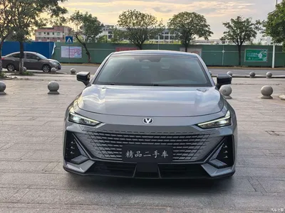 2023 Changan UNI-V 1.5T Luxury Edition, фото 2, лот 10249134