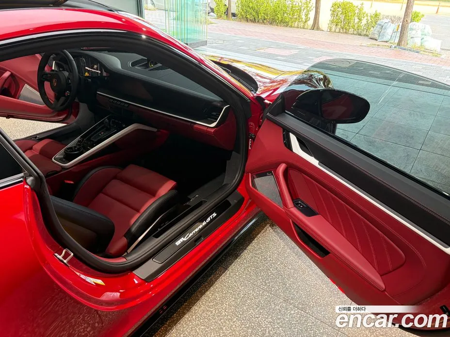2025 Porsche 911 Carrera 4 GTS, фото 4, лот 11218031