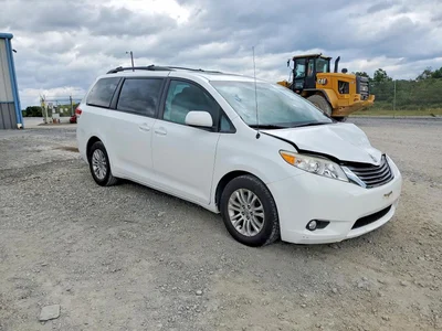 2013 TOYOTA SIENNA XLE 8-PASSENGER, фото 4, лот 10502833
