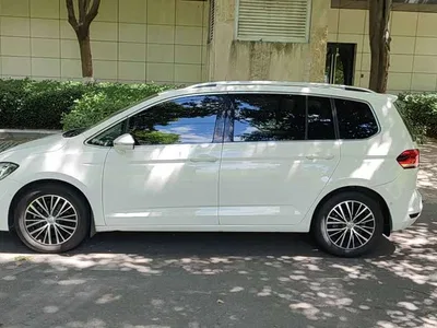 2016 Volkswagen Touran L 280TSI DSG Luxury, фото 3, лот 10398237
