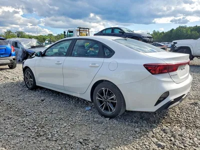2023 KIA FORTE LXS, фото 2, лот 10781740