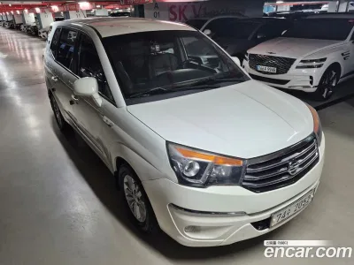 2015 Ssang Yong KORANDO 2WD LT 11-seater, фото 4, лот 10050064