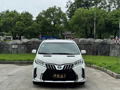 2015 Toyota Sienna, фото 2, лот 10296701