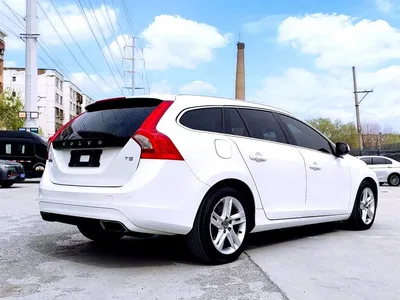 2015 Volvo V60 T5 Inscription, фото 4, лот 10361861