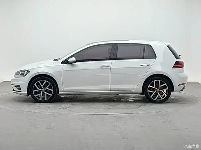 2018 Volkswagen Golf 230TSI Automatic Luxury, фото 3, лот 10481870