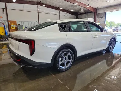 2025 KIA K4 LXS, фото 3, лот 10780393